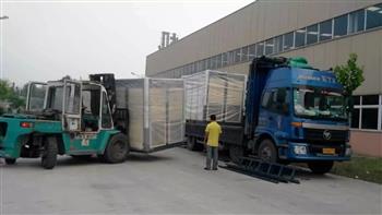 信然低压永磁变频空压机132KW(43立方/2.5-3.5公斤)调试运行