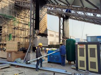 信然低压水泥输送空压机助力中联重科湖北松滋县混泥土搅拌站