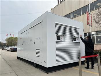 硬核装备赋能能源保供!信然500kW螺杆空压机+250KW高压活塞机完成调试,助力油田注井作业高效升级